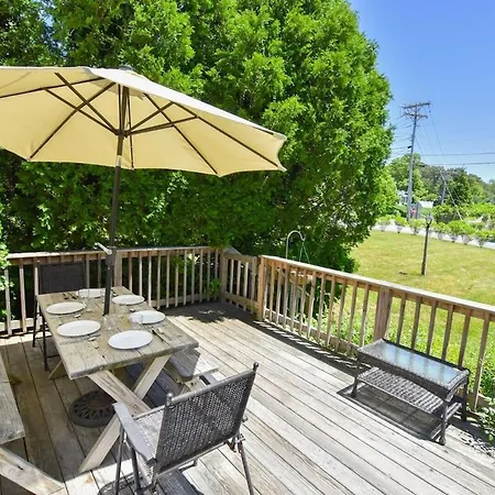 Lovely Home Near Bike Path Dog Welcome!